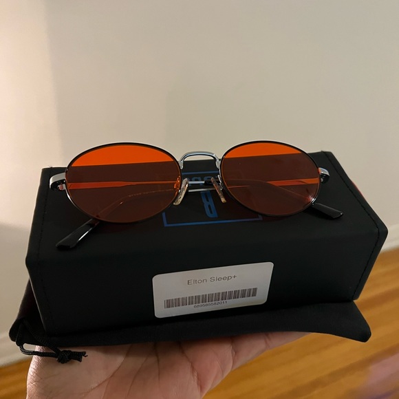 Blubox sleep glasses - used - Picture 4 of 6